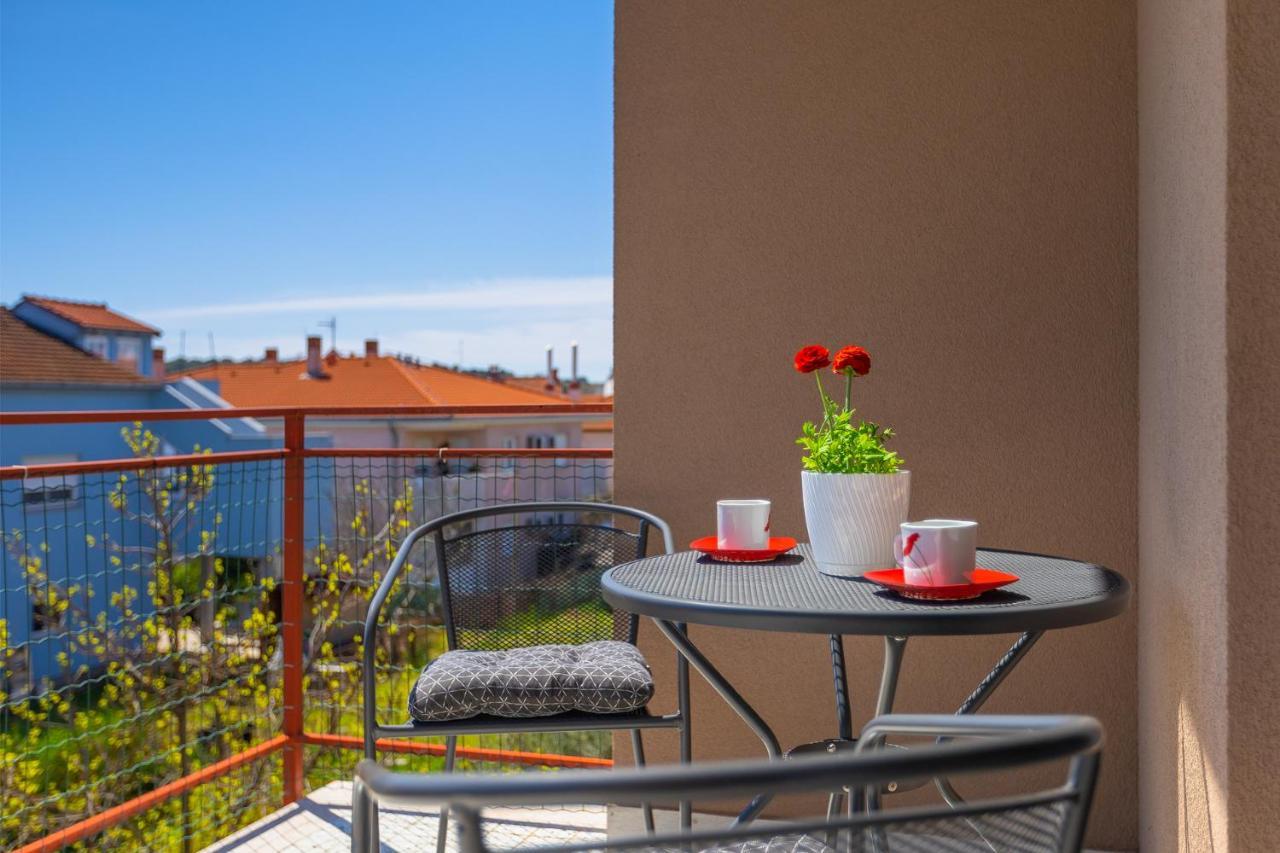 Apartment Christina Pola Esterno foto
